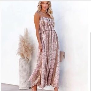 Vici Floral Smocked Waist Maxi Dress Size Medium